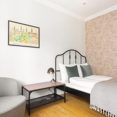 Cozy Apartment In Christianshavn W Two Balconies. Копенхаген Екстериор снимка