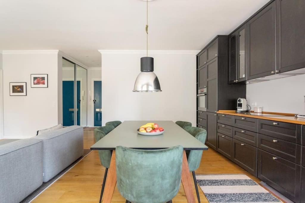Cozy Apartment In Christianshavn W Two Balconies. Копенхаген Екстериор снимка