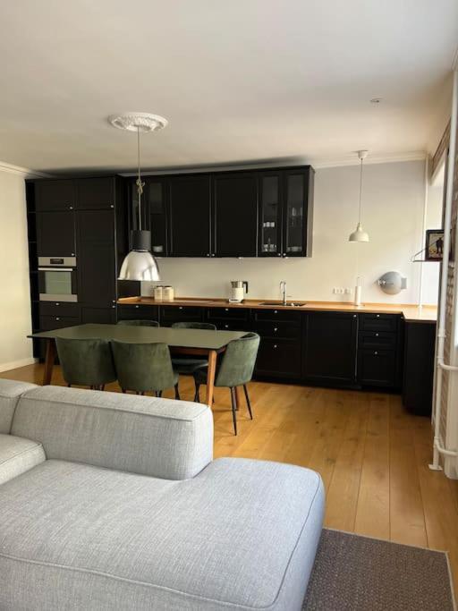 Cozy Apartment In Christianshavn W Two Balconies. Копенхаген Екстериор снимка